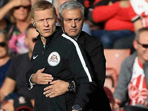 Mourinho thoát án phạt từ FA