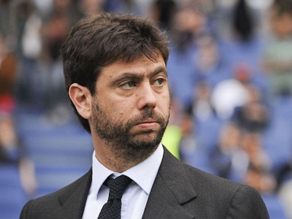 Chủ tịch Juventus bị cấm giữ chức một năm vì bán vé cho mafia