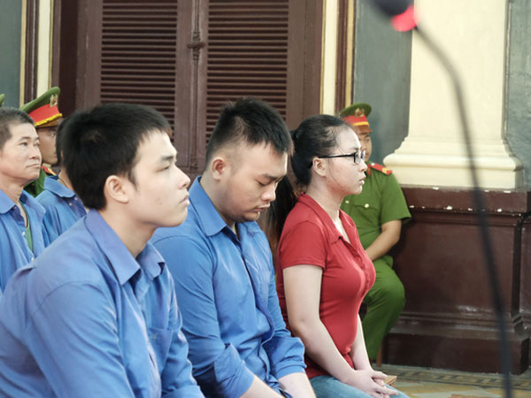 Nữ sinh bị tạt axit ở Sài Gòn kháng án thành công, cô gái chủ mưu lãnh án gần 10 năm tù