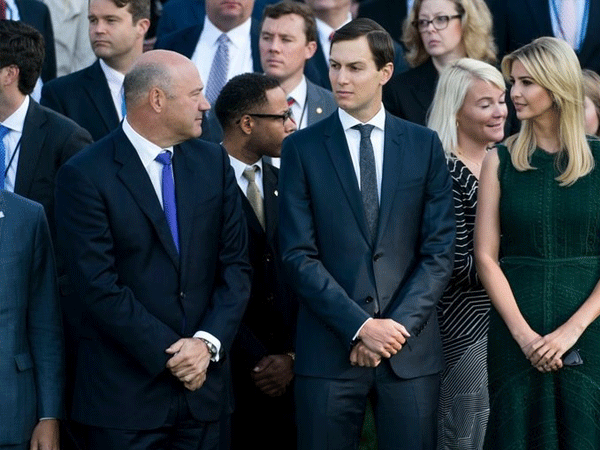 Quốc hội điều tra 6 cố vấn ông Trump về bảo mật