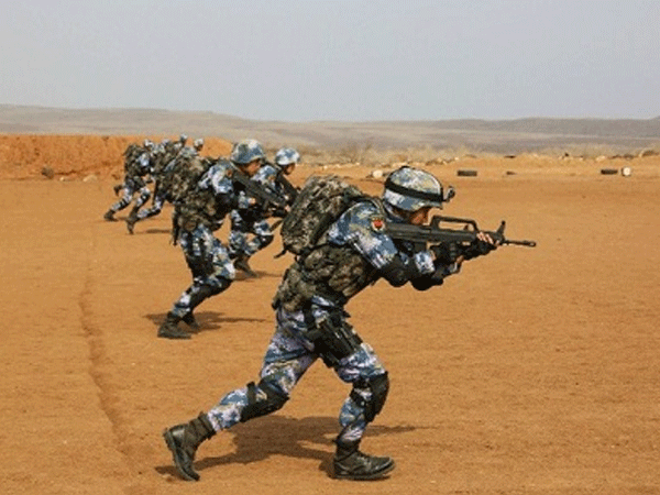 Trung Quốc lần đầu diễn tập bắn đạn thật tại Djibouti
