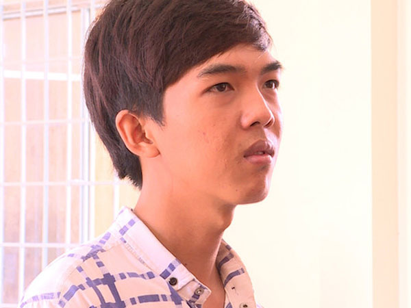 "Yêu" nữ sinh lớp 8, nam thanh niên 21 tuổi lĩnh 12 tháng tù