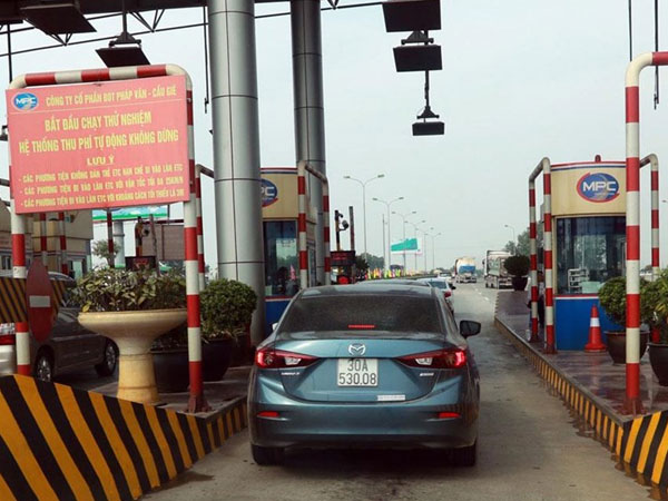 Thu gần 30.000 tỉ đồng phí đường bộ: Sau 5 năm chi gì?