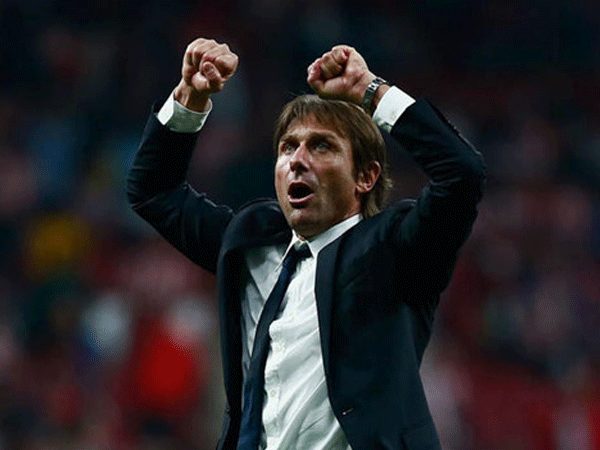 Conte bức xúc khi Chelsea gặp Man City vào thứ bảy