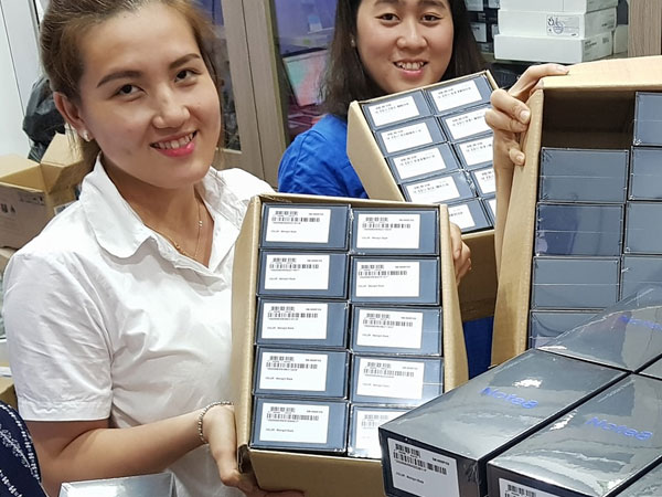 Galaxy Note8 chưa lên kệ, các đại lý đã báo "cháy hàng"