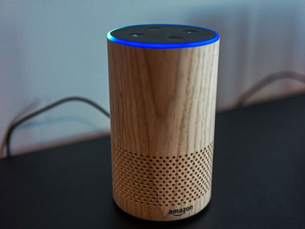 Loa thông minh Amazon Echo thế hệ thứ 2 giá 99 USD
