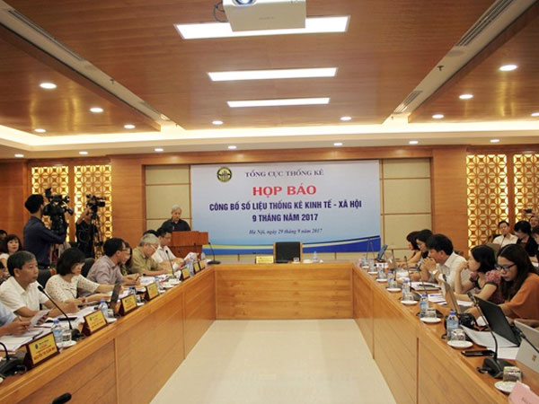 41 tỉnh tăng học phí, chỉ số CPI tăng mạnh trở lại