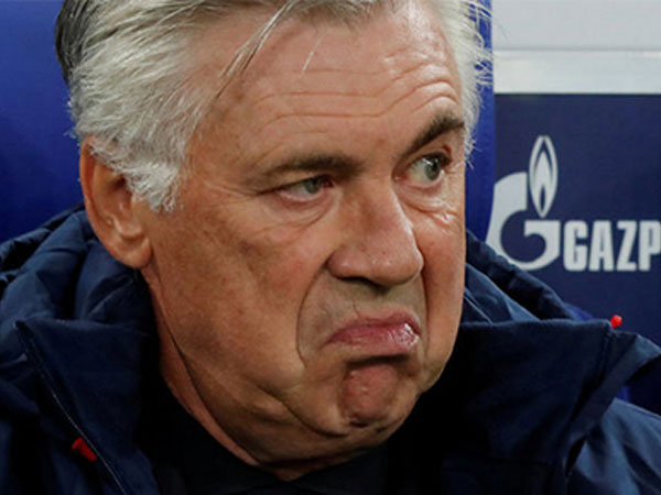 Ancelotti từng cười khẩy khi bị nghi sắp mất việc