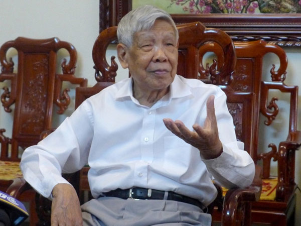 Nguyên Tổng Bí thư Lê Khả Phiêu lên tiếng về bằng cấp của Bí thư Hải Dương