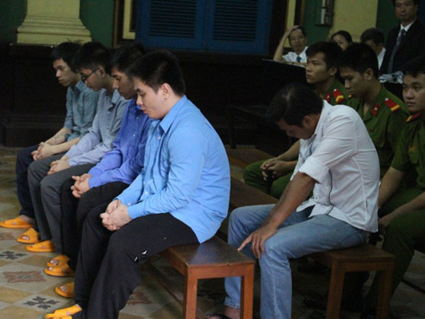 Vụ CSGT nhờ giang hồ đánh chết người: Hủy toàn bộ bản án sơ thẩm