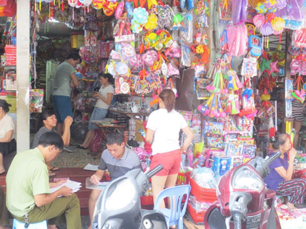 "Mê hồn trận"…đồ chơi bạo lực dịp Tết Trung thu