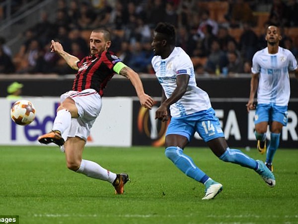 Napoli chế nhạo vụ chuyển nhượng Bonucci của AC Milan