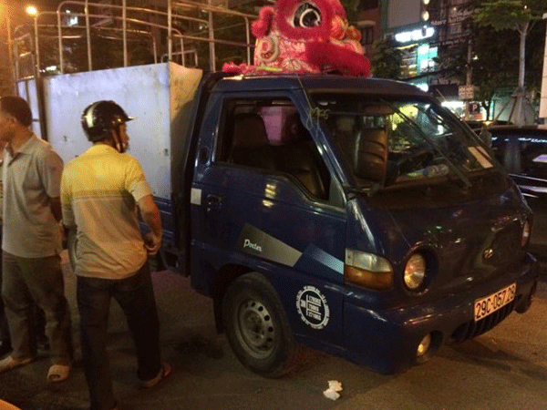 Tài xế ôtô tải tử vong trên vô lăng khi đang lái xe