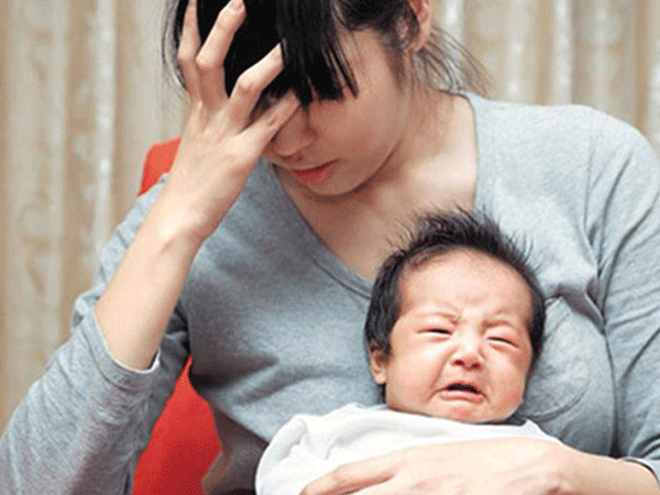 "Hi sinh vì chồng vì con": Tư tưởng khiến nhiều phụ nữ Trung Quốc rơi vào hố sâu của trầm cảm sau sinh