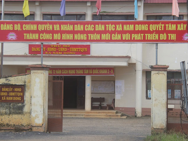 Học sinh phải đóng gần nửa triệu đồng xây dựng... nông thôn mới