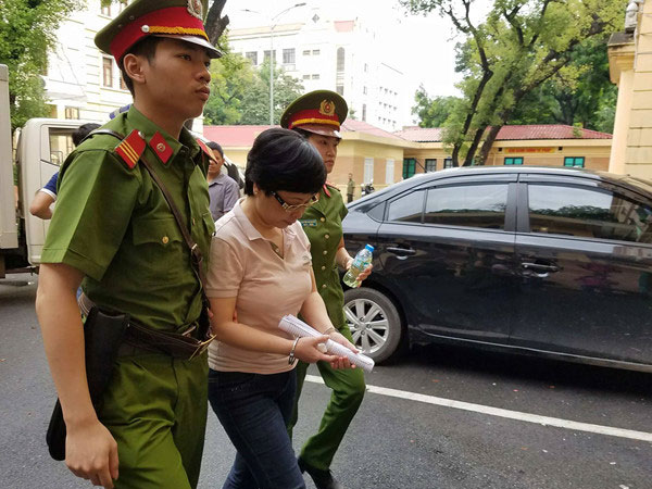 Vụ lừa hơn 700 người: Hàng loạt bị cáo đổ tội cho Châu Thị Thu Nga