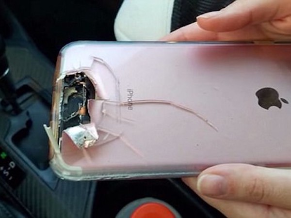 Thoát chết may mắn trong vụ xả súng ở Las Vegas nhờ... iPhone đỡ đạn