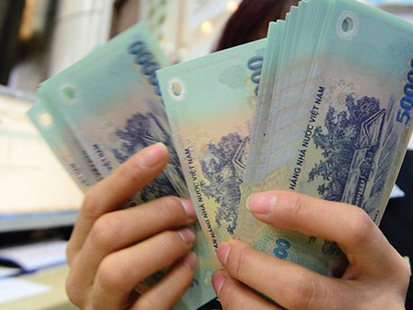 Vay 500 triệu không cần thế chấp: Tha hồ ăn tiêu rồi gánh nợ