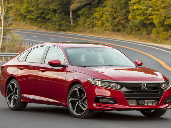 Honda Accord 2018 có giá từ 536 triệu đồng