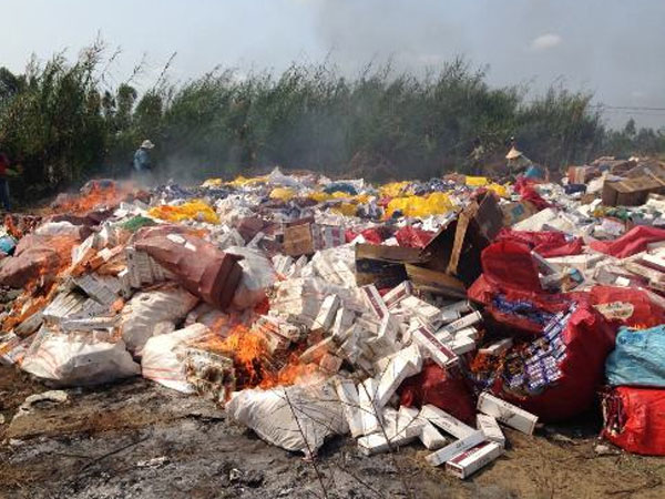 Thí điểm bán đấu giá thuốc lá nhập lậu bị tịch thu