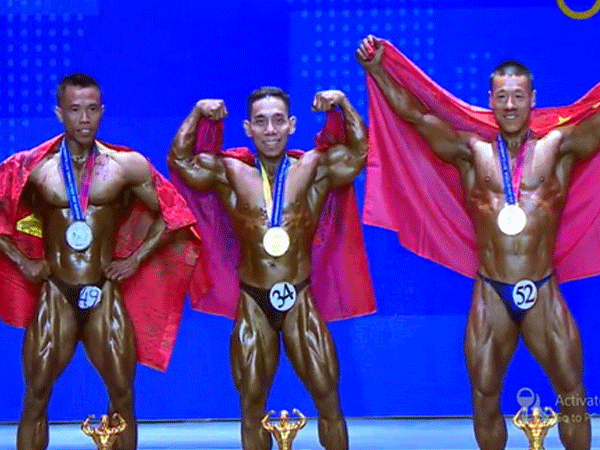 Lực sỹ Phạm Văn Mách vô địch thể hình thế giới lần thứ năm