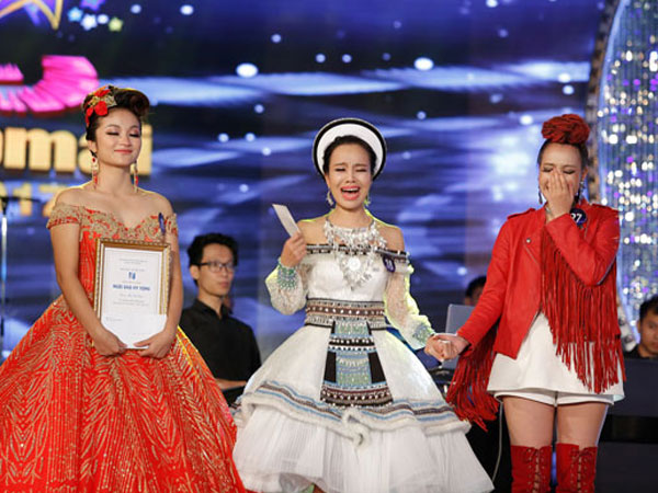 Đỗ Tố Hoa, Mỹ Lam và Thu Thủy đoạt giải nhất Sao mai 2017