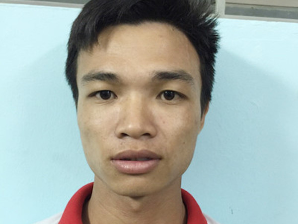 Trưởng nhóm thiện nguyện lừa xe, "mượn" điện thoại