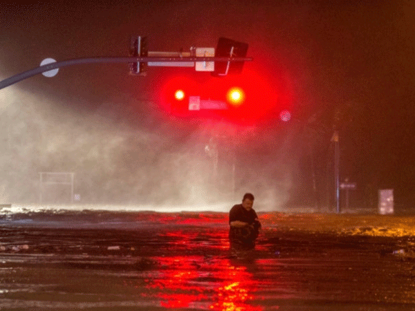 Bão Nate tràn vào Mississippi gây mưa lớn và ngập lụt nghiêm trọng
