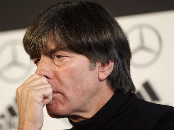 Bayern bị nhắc nhở về ý định cuỗm HLV Joachim Low