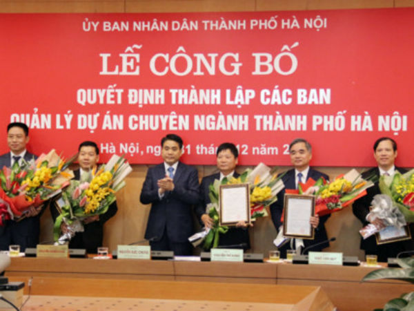 Hà Nội: 5 “siêu ban” tạm ứng ngân sách trả lương gần 1.000 cán bộ