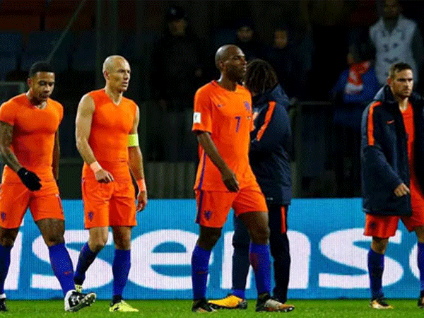 Robben thừa nhận Hà Lan hết hy vọng dự World Cup 2018