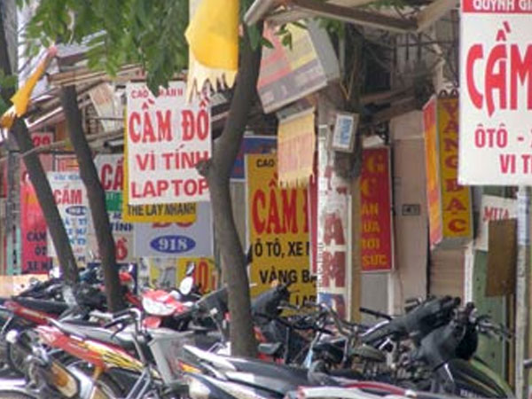 Trưởng nhóm thiện nguyện mượn xe rồi mang đi cầm cố