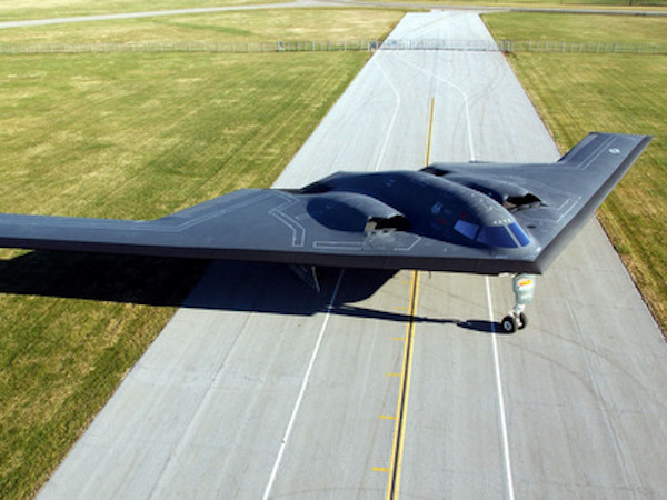 B-2 Spirit - mũi nhọn trong đòn tấn công phủ đầu của Mỹ