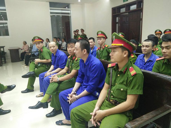 Hoãn phiên tòa xét xử phúc thẩm "tử tù trốn trại" Nguyễn Văn Tình