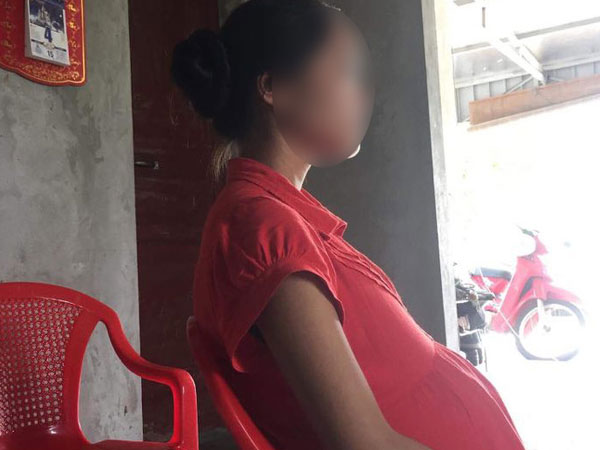 Nỗi đau của nữ sinh lớp 11 phải bỏ học vì 2 lần bị hàng xóm cưỡng hiếp đến mang thai