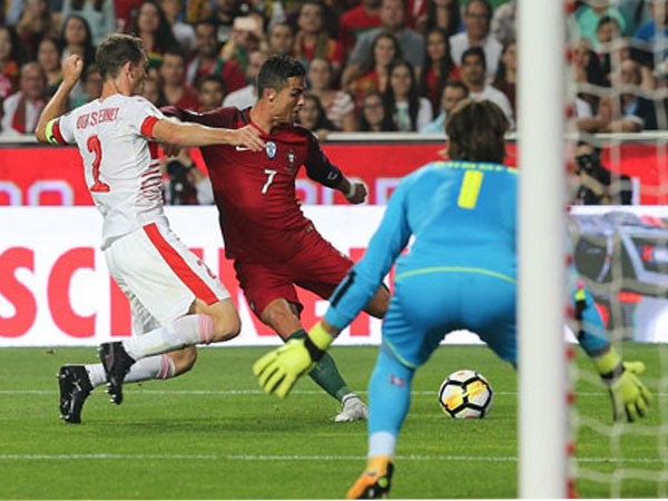 Bồ Đào Nha giành vé trực tiếp dự World Cup nhờ chỉ số phụ