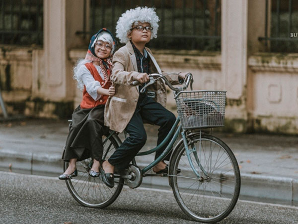 Mẫu nhí HN "diễn sâu" trong bộ ảnh "Khi chúng tôi già đi" khiến dân mạng thích thú chia sẻ
