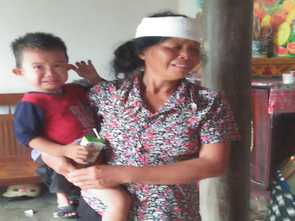Người phụ nữ bị lũ cuốn trôi khi đưa cháu đi học: Nạn nhân về nước mới 4 ngày, con trai vừa 6 tháng tuổi