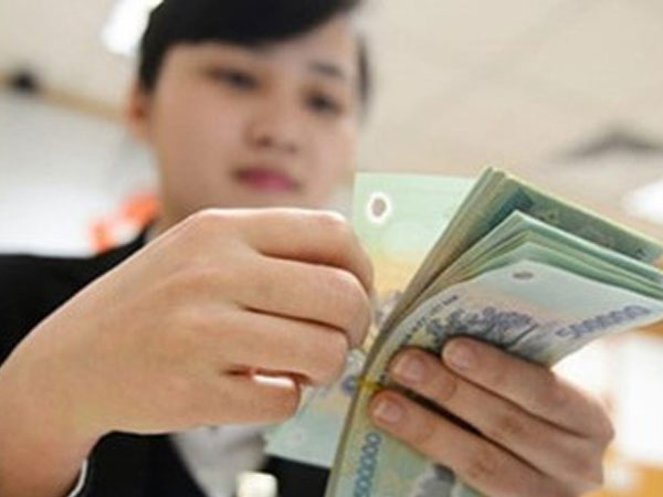 Sếp doanh nghiệp hàng tiêu dùng nhận lương 300 triệu đồng mỗi tháng