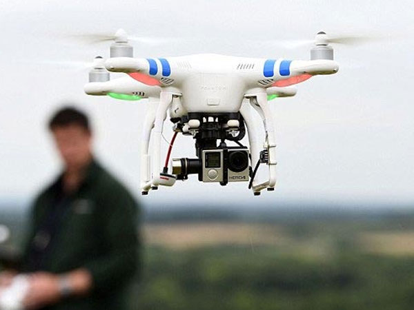 "Thú chơi nhà giàu" flycam, máy bay không người lái sắp bị rà soát