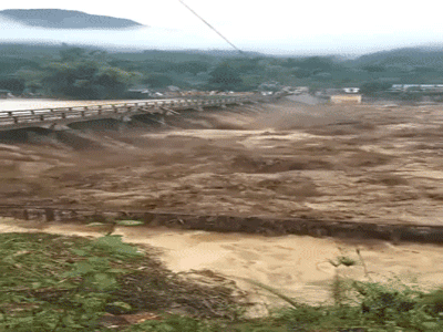Yên Bái: Lũ quét kinh hoàng tại thị xã Nghĩa lộ, khẩn cấp sơ tán người và tài sản