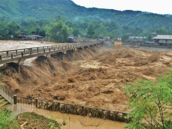 Những hình ảnh ám ảnh trong đợt lũ kinh hoàng ở miền Bắc - miền Trung