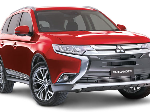 Ô tô Mitsubishi xịn nhất giảm giá 214 triệu đồng