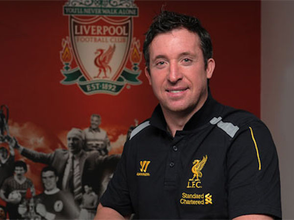 Fowler: "Man Utd mong manh hơn Liverpool khi vào đại chiến"