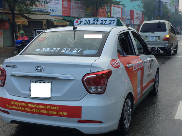 Hiệp hội vận tải Hà Nội kêu cứu thay taxi truyền thống