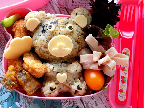 Mẹ Việt tạo niềm vui đến trường cho con bằng hộp cơm trưa ngộ nghĩnh
