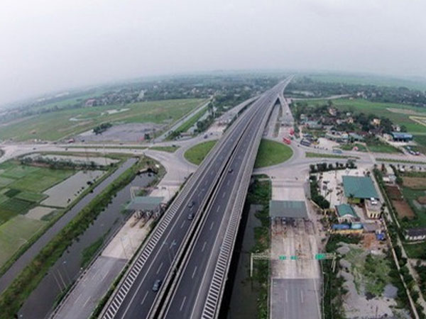 70.000 tỷ đồng làm cao tốc Bắc Nam: Tiền để sẵn rồi, lo không thể giải ngân!