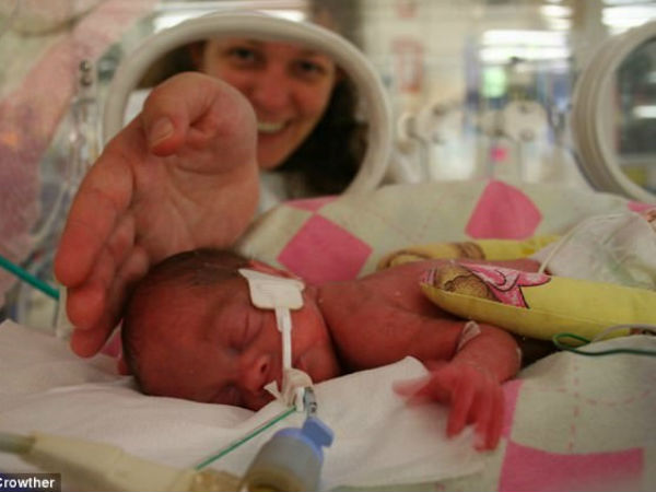 Bé gái sơ sinh nặng 0,6 kg: Ngày ấy, bây giờ