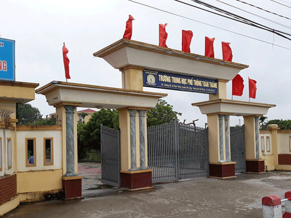 Nữ sinh Hải Phòng đánh bạn nhập viện bị buộc thôi học 1 tuần