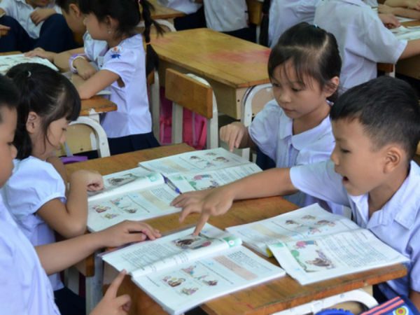 Cấm dạy nội dung ngoài sách giáo khoa